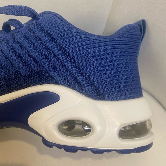 Mishansha sneakers, blue size 8. Never worn like new biking, hiking walk… - Picture 9 of 9